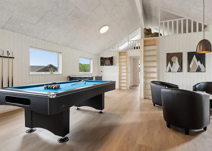 Holiday home 5 Star In